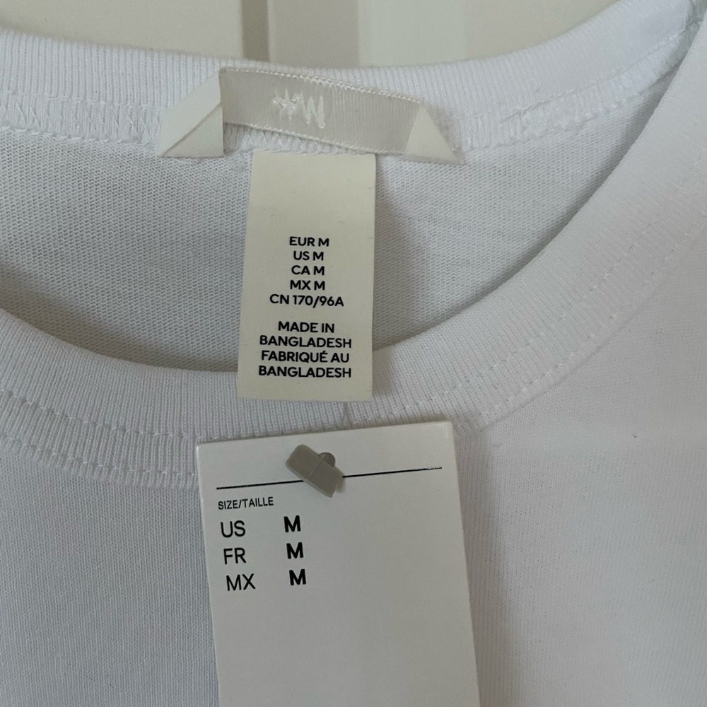 H&M Tees - Picture 4 of 5